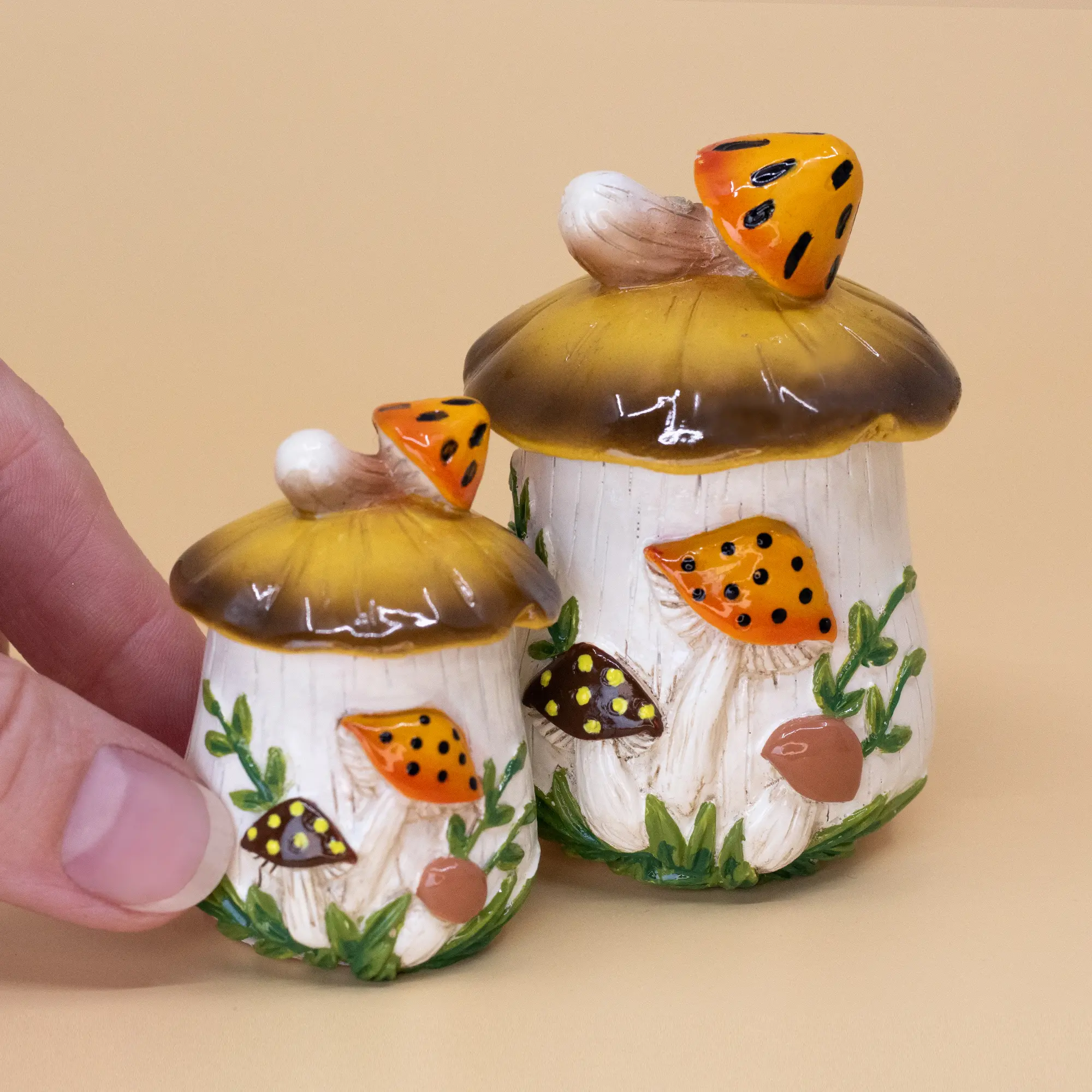 Merry Mushroom-Inspired 70s Hand-Painted Set