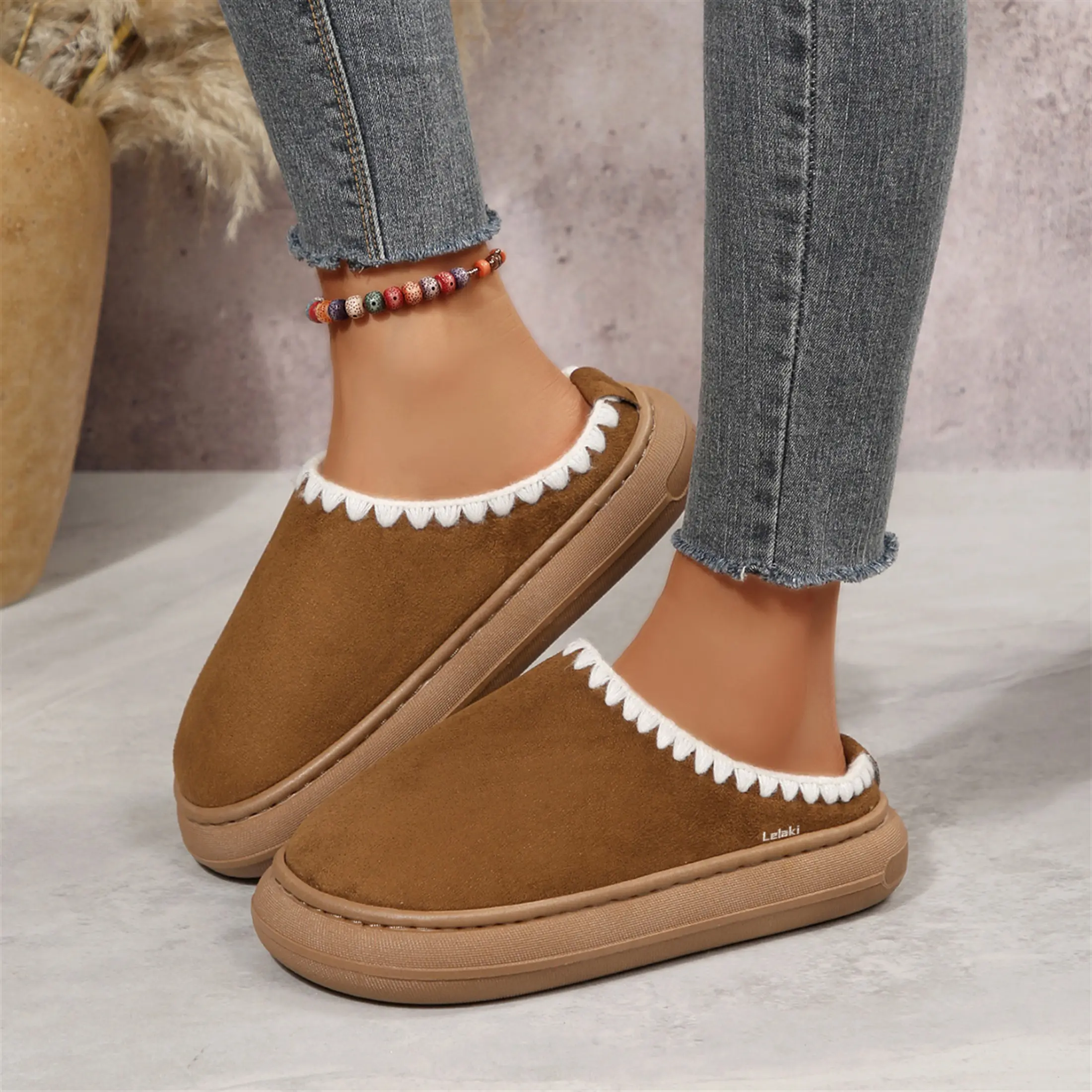 Women's Warm Fleece Slippers Scalloped Edge Fuzzy Clogs Comfort Thick Sole Slip-On Indoor Outdoor Shoes