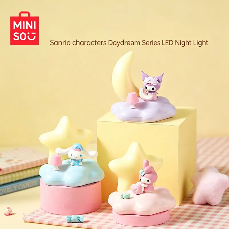 MINISO Sanrio Daydream Series LED Night Light - Cute Cartoon Bedside Lamp, Soft Warm Sleep Light, Kawaii Anime Table Lamp, Ideal Gift for Girls, Aesthetic Girl Room Decor for Bedroom Companion Use