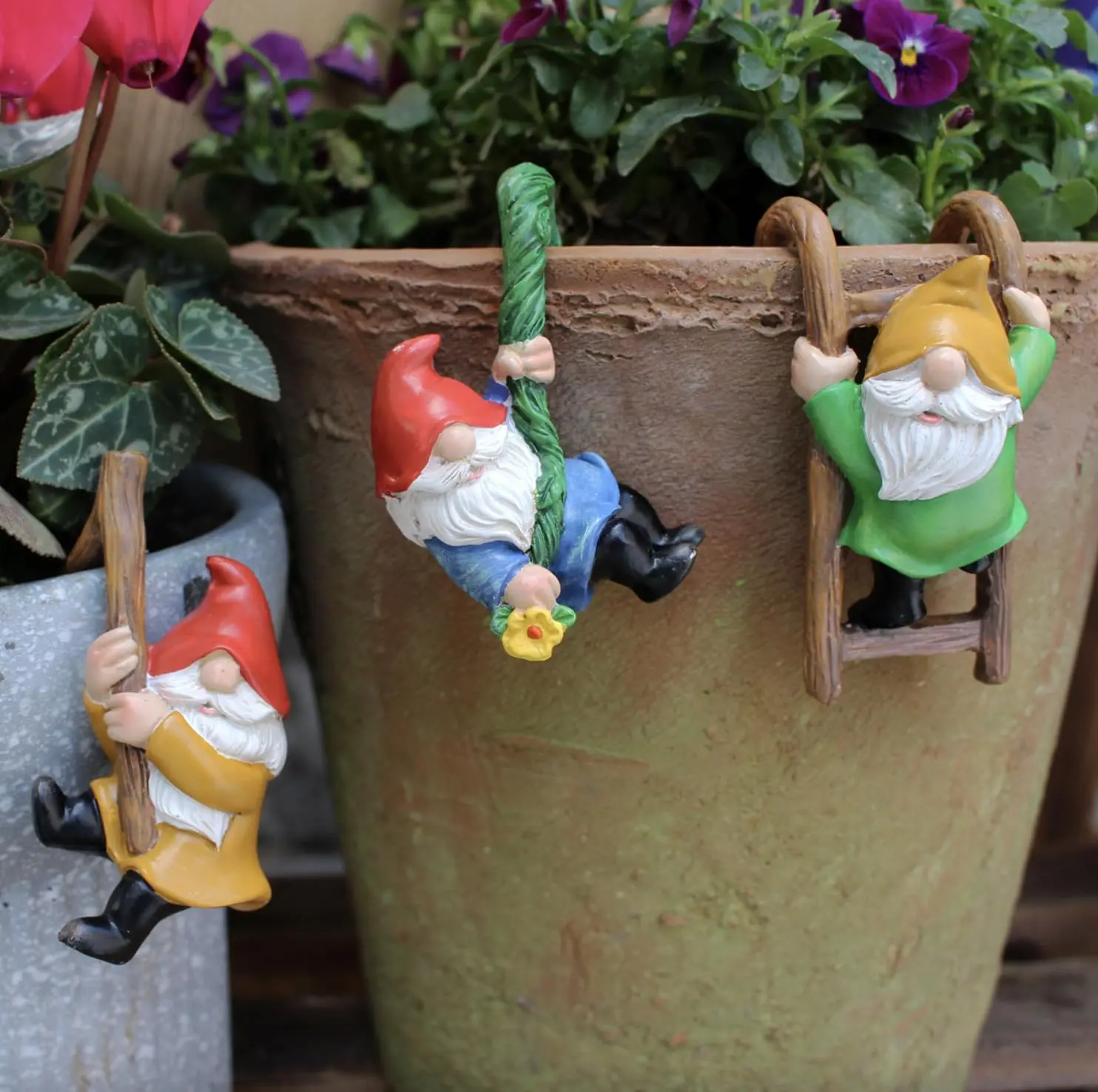 Set of 3 Resin Gnomes Figurines Planter Decor - Little Cute Climbing Gnomes Statue for Plant Pot - Decorative Ornament for Indoor & Outdoor, Patio, Yard Art, Fairy Garden - Adorable Gift Idea for Birthday, Thanksgiving & Christmas