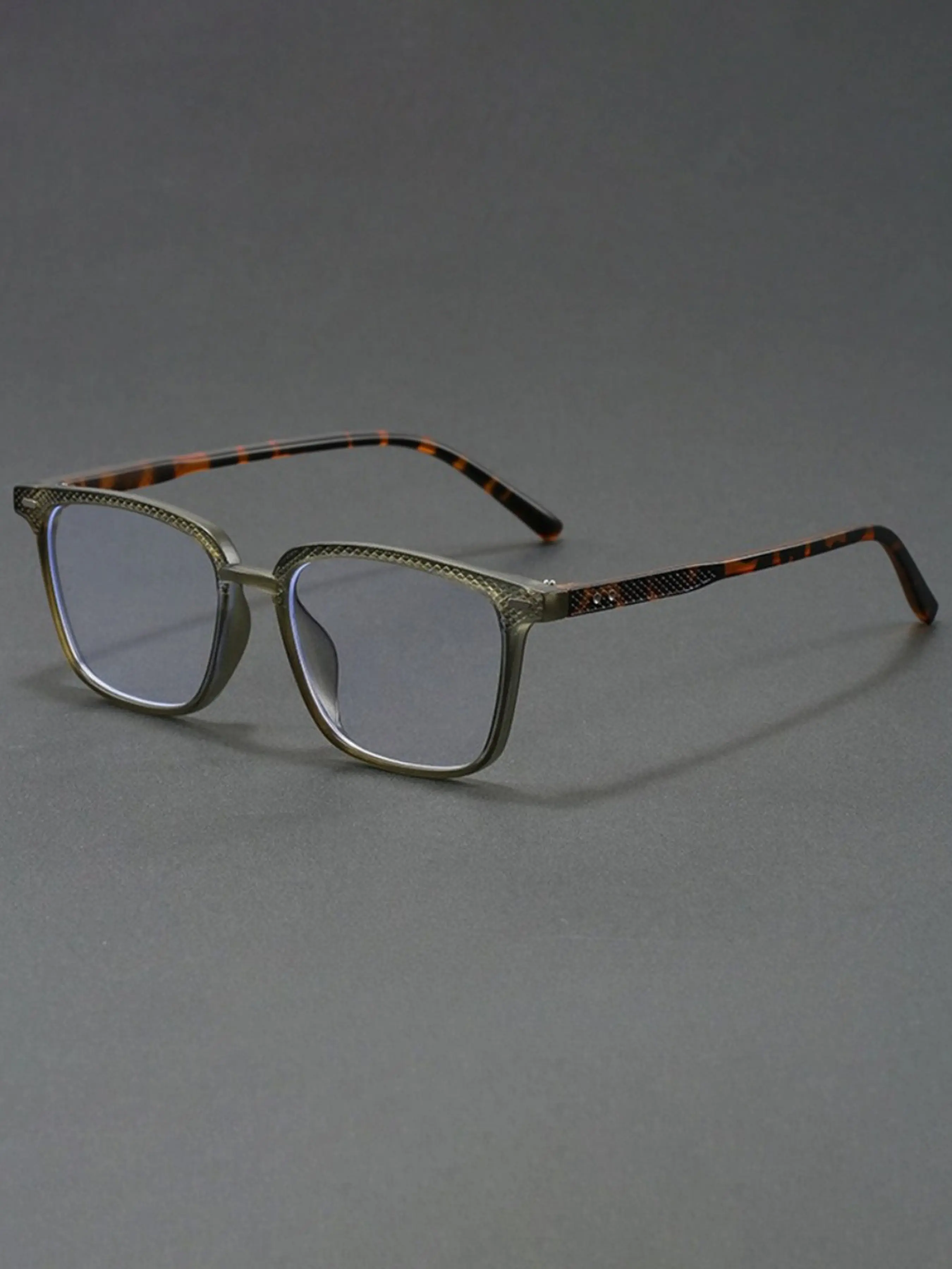 Fashionable Rounded Square Frame Stylish Square Frames Glasses Exquisite Business Style Glasses Suitable for All Kinds of Daily Styles Suitable for Both Men and Women Stylish Eyeglass