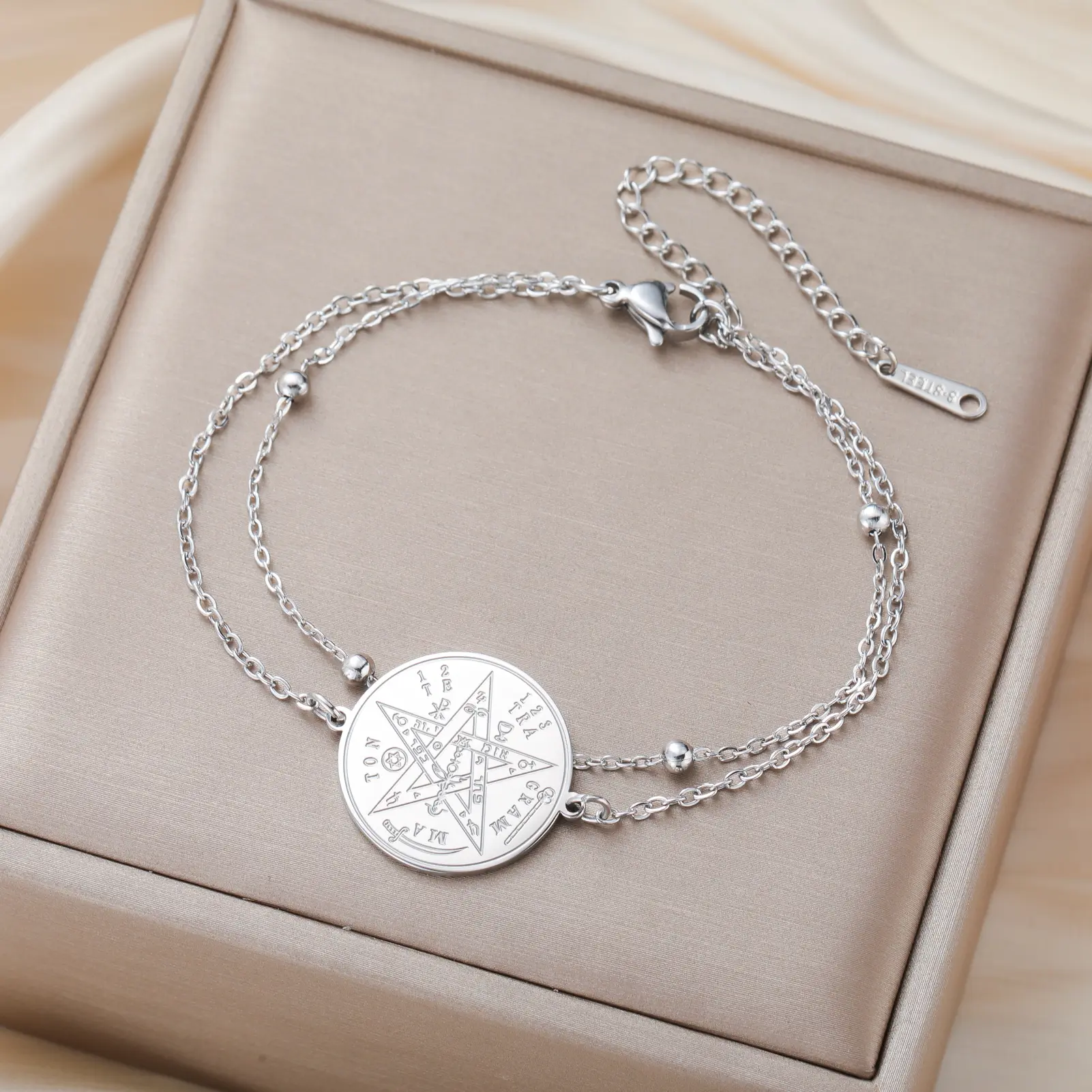 Cazador Amulet Vintage Tetragrammaton Bracelet for Women Men Stainless Steel Pentagram of Solomon Bracelet Jewelry Gift
