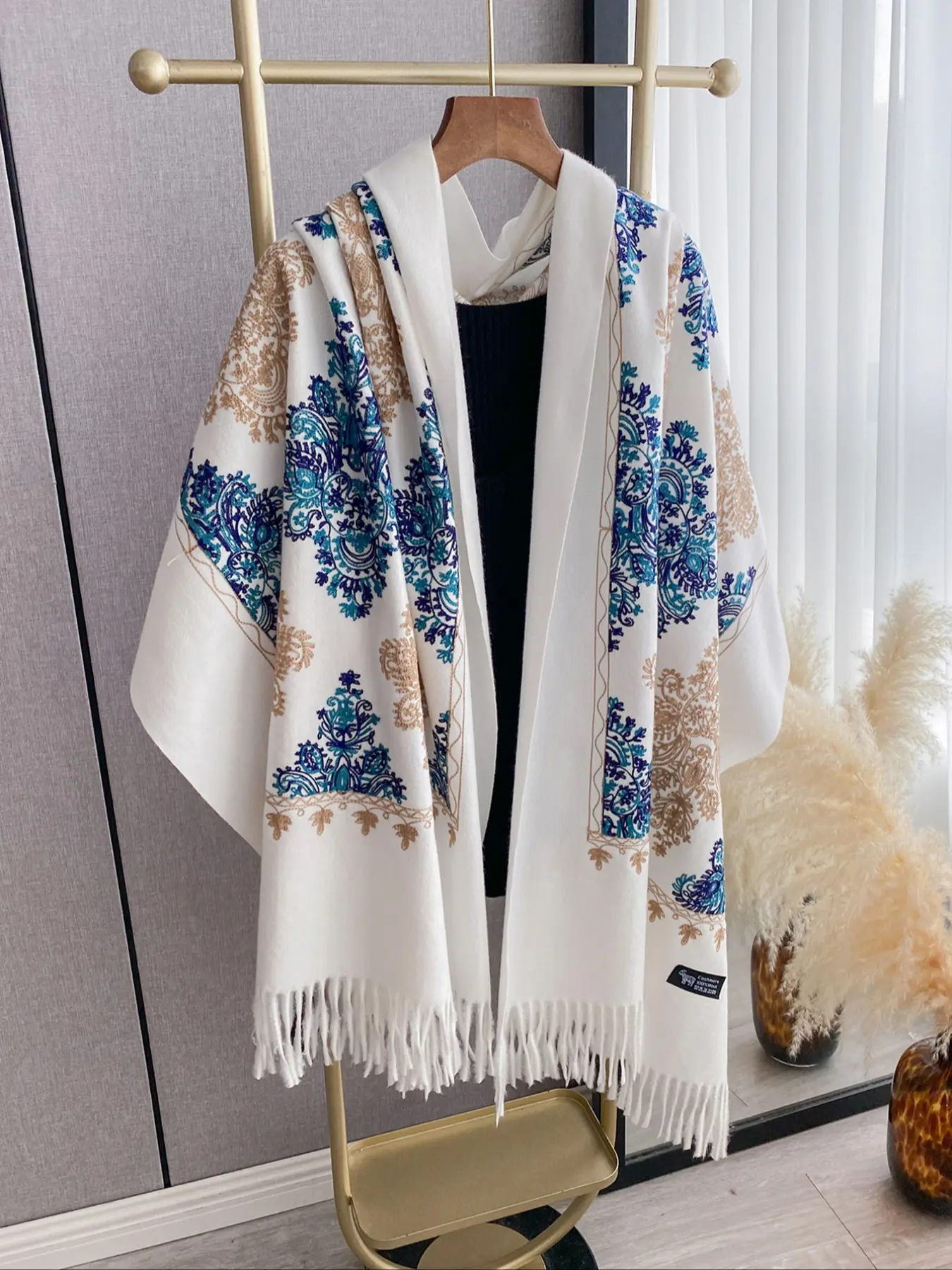 Boho Winter Scarf Unisex, Fashionable Paisley Print Shawl, Fringe Trim Shawl, Boho Style Shawl, Embroidered Scarf, Long Fringe Floral Embroidery, Casual Fitted Woven Fabric, Floral Pattern Shawl, Fall & Winter Wear