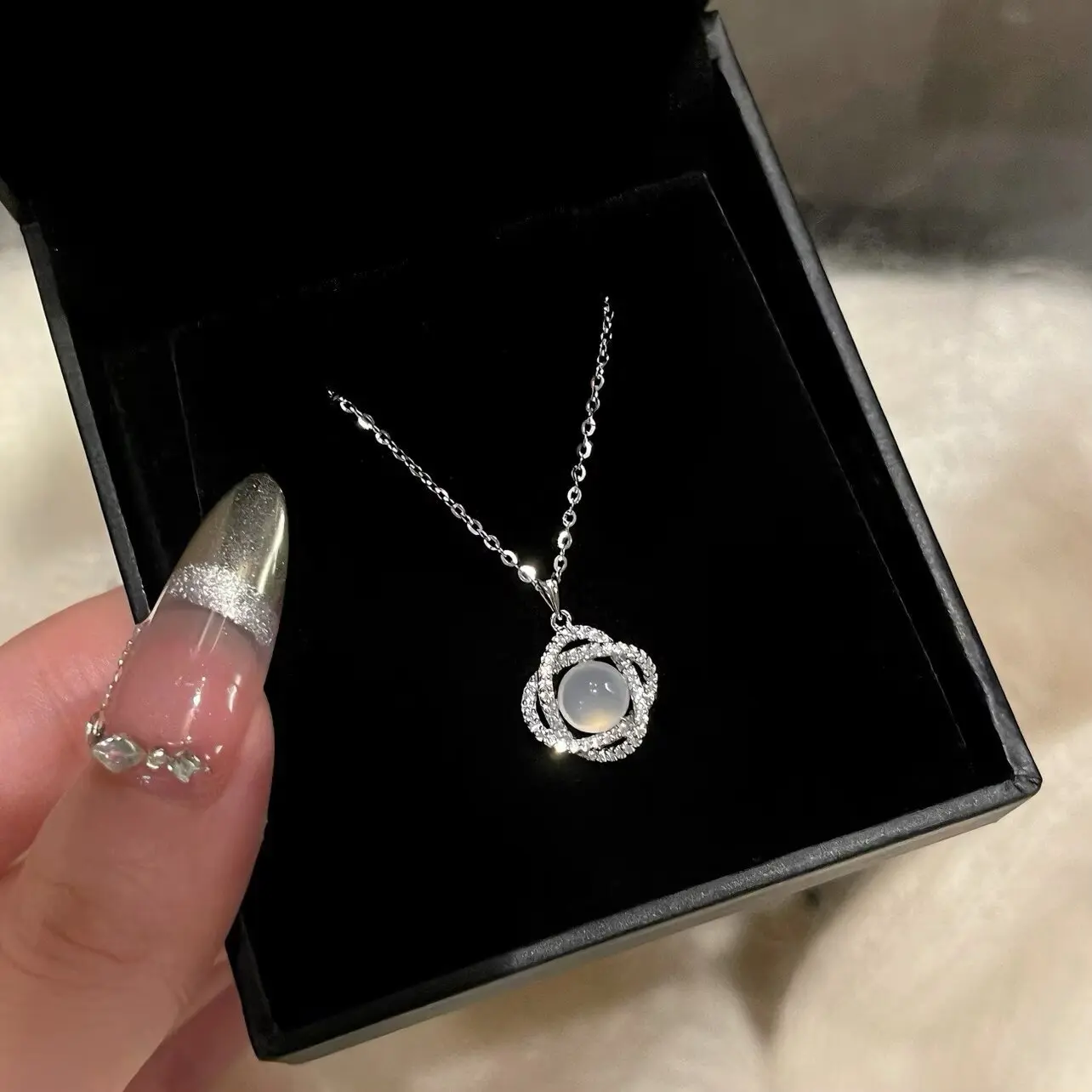 S925 Sterling Silver Natural White Chalcedony Flower Pendant Necklace – Minimalist Luxury, Elegant Lines, Versatile Clavicle Chain, Möbius Ring, Daily Wear Pendant, Holiday Gift, with Gift Box
