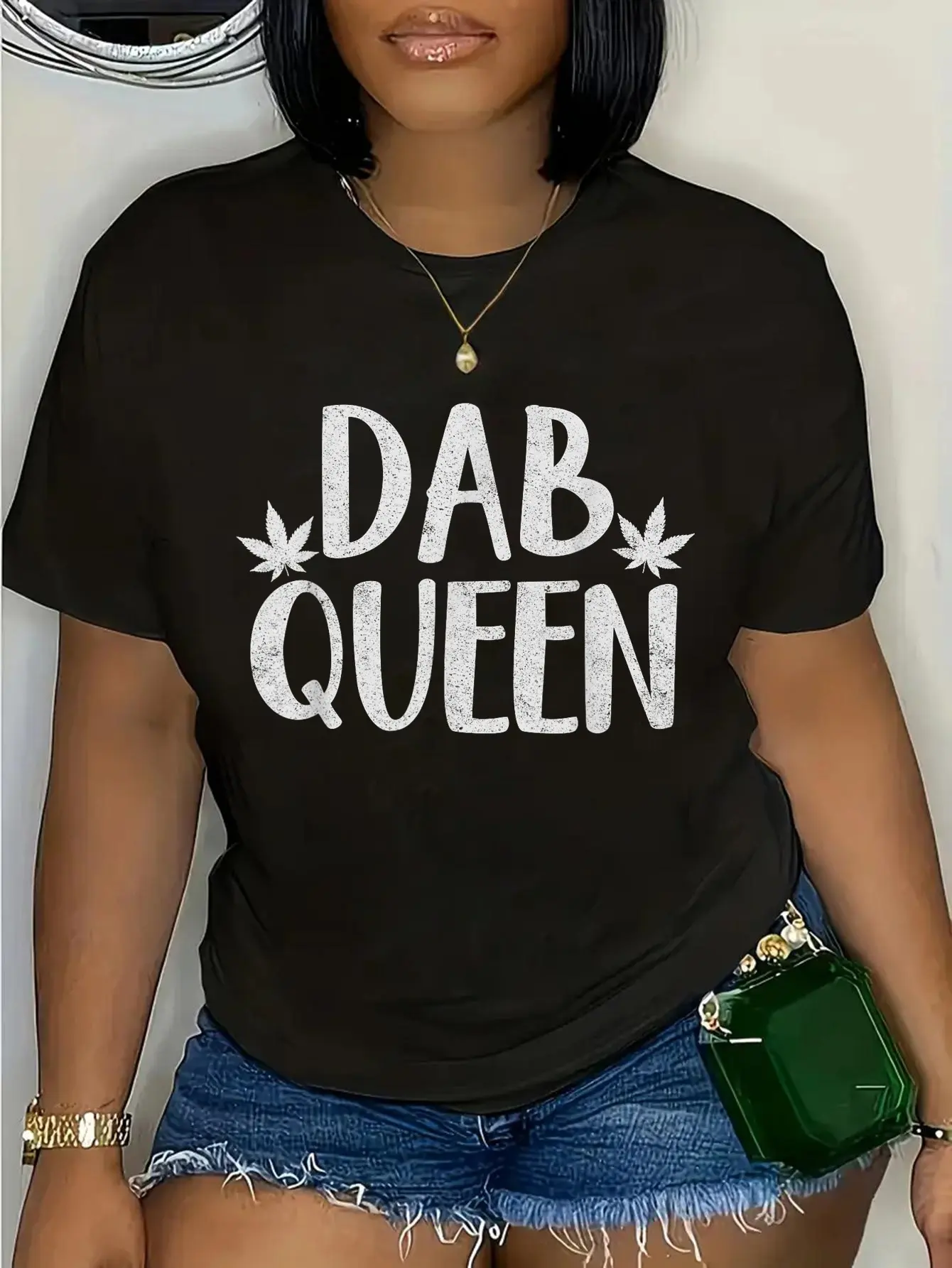 Women's Dab Queen Graphic T-Shirt, Casual 100% Cotton Short Sleeve Tee, Funny 420 Cannabis Themed Gift for Everyday Wear, Shortsleeve, Lady, Top, Tshirt