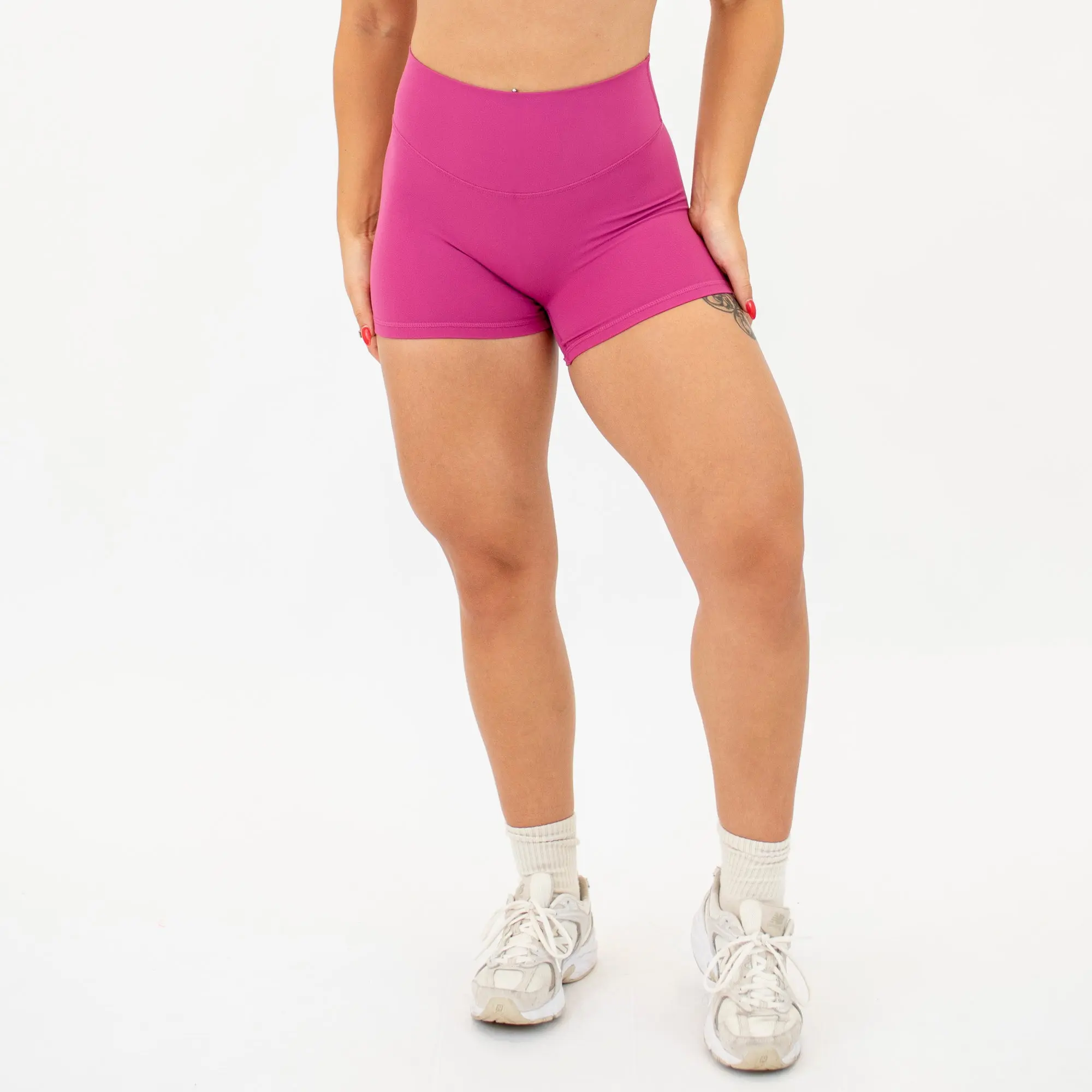 SmoothSculpt Easy Curve Short 4" - No Front Seam - High Rise