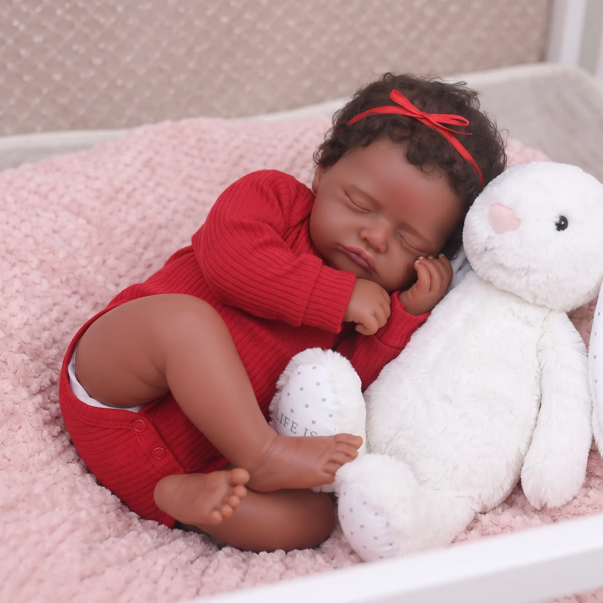 Lifelike Reborn Baby Dolls 18 Inch Real Life Baby Dolls with Full viny body for Mother's Day Valentine's Day Children's Day & Christmas