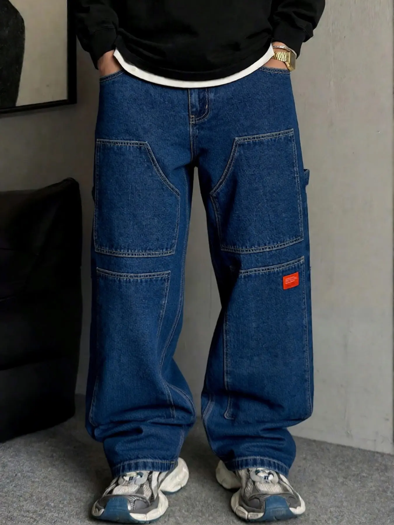 Four-season men's retro stone-washed faded deep blue multi-pocket workwear streetwear denim jeans, Plain denim trousers. Comfortable loose fit, suitable for daily casual wear, essential long pants for creating a classic American casual look