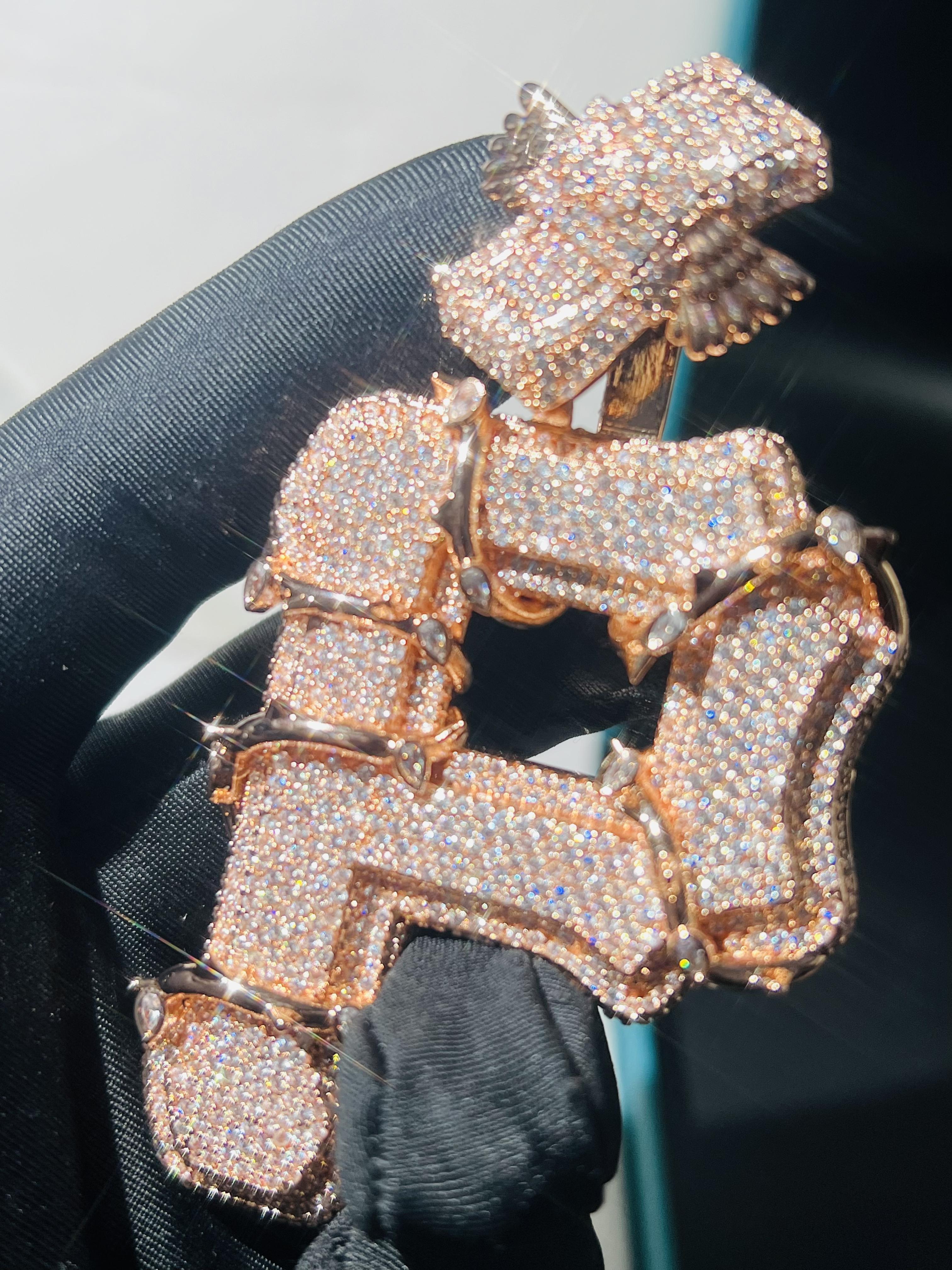 Luxury letter P pendant hip-hop jewelry iced diamond pendant VVS custom long stick iced diamond luxury high-end dynamic initial pendant fashion trendy high-end style pendant