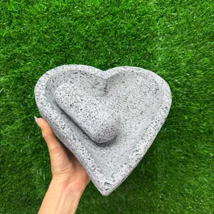 Stone Molcajete Corazón 9In.