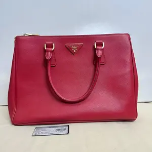 Pre-owned PRADA Galleria Red Tote Bag with Gold Hardware|19826758