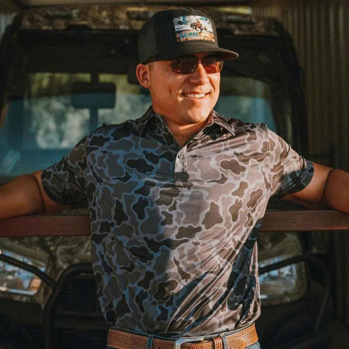 Men’s Performance Polo Shirt Classic Deer Camo Style Moiture Wicking Outdoor Outfit Tee