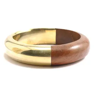 IN421-14: Wood Bangle Round With Brass 18mm