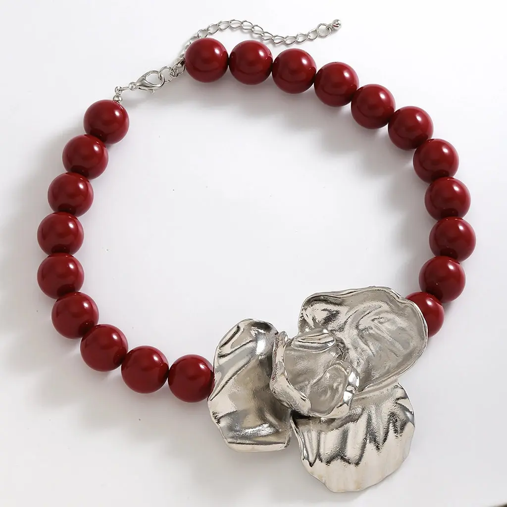 Bloom Flower Costume Jewelry Necklace, Fashion Accessory for Women