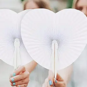 Heart-Shaped Folding Paper Fans, Summer Handheld Fan Set, Wedding Decoration, Decorations Supplies, Plastic Handle, Perfect for Weddings, Birthdays, DIY Gifts