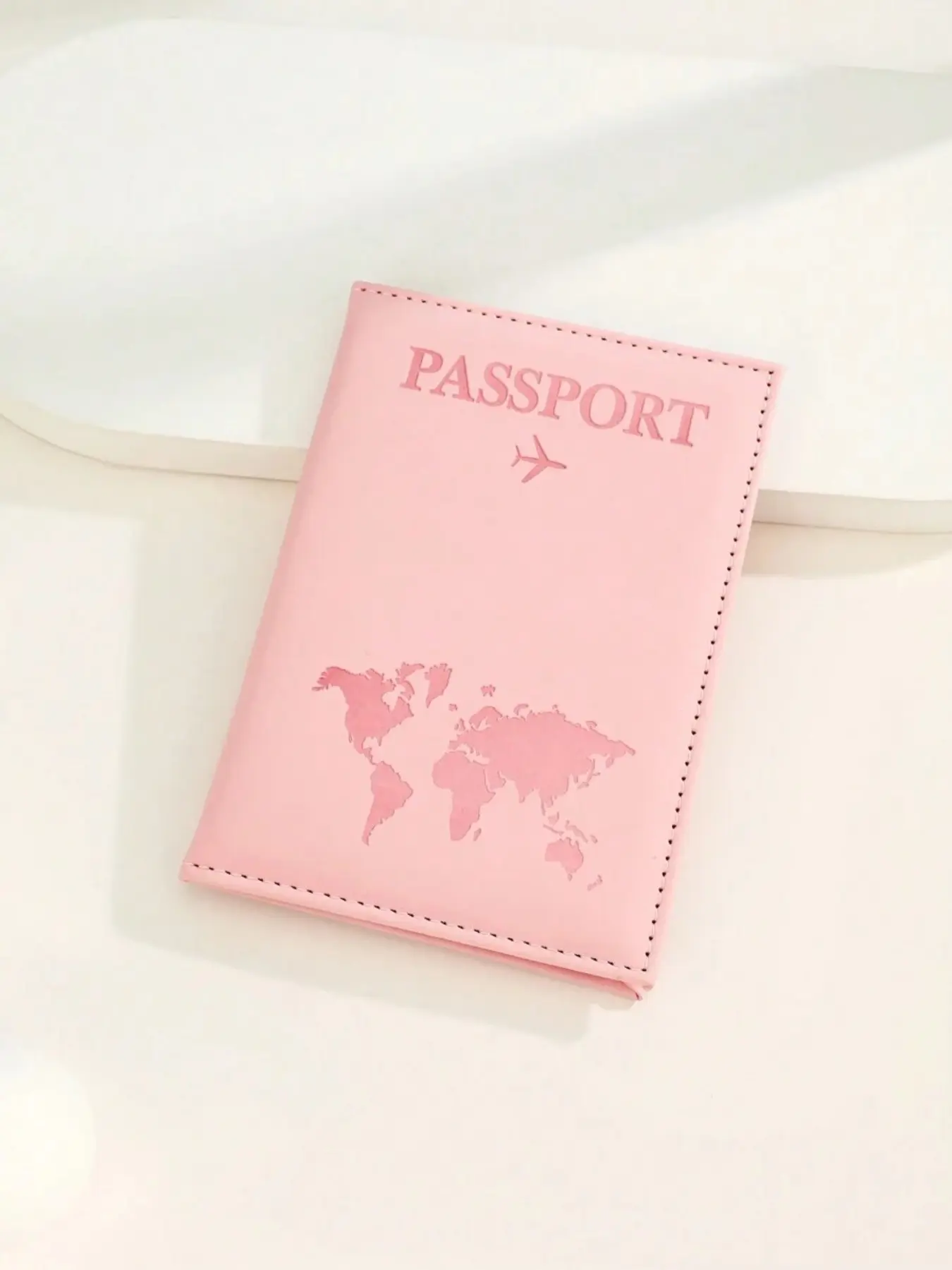 Matte Finish PU Material Travel Passport Cover With World Map & Letter Print, Passport Holder, Passport Wallet, Passport Bag, Travel Document Holder for Holiday Vacation, Passport Pouch, Travel Essentials
