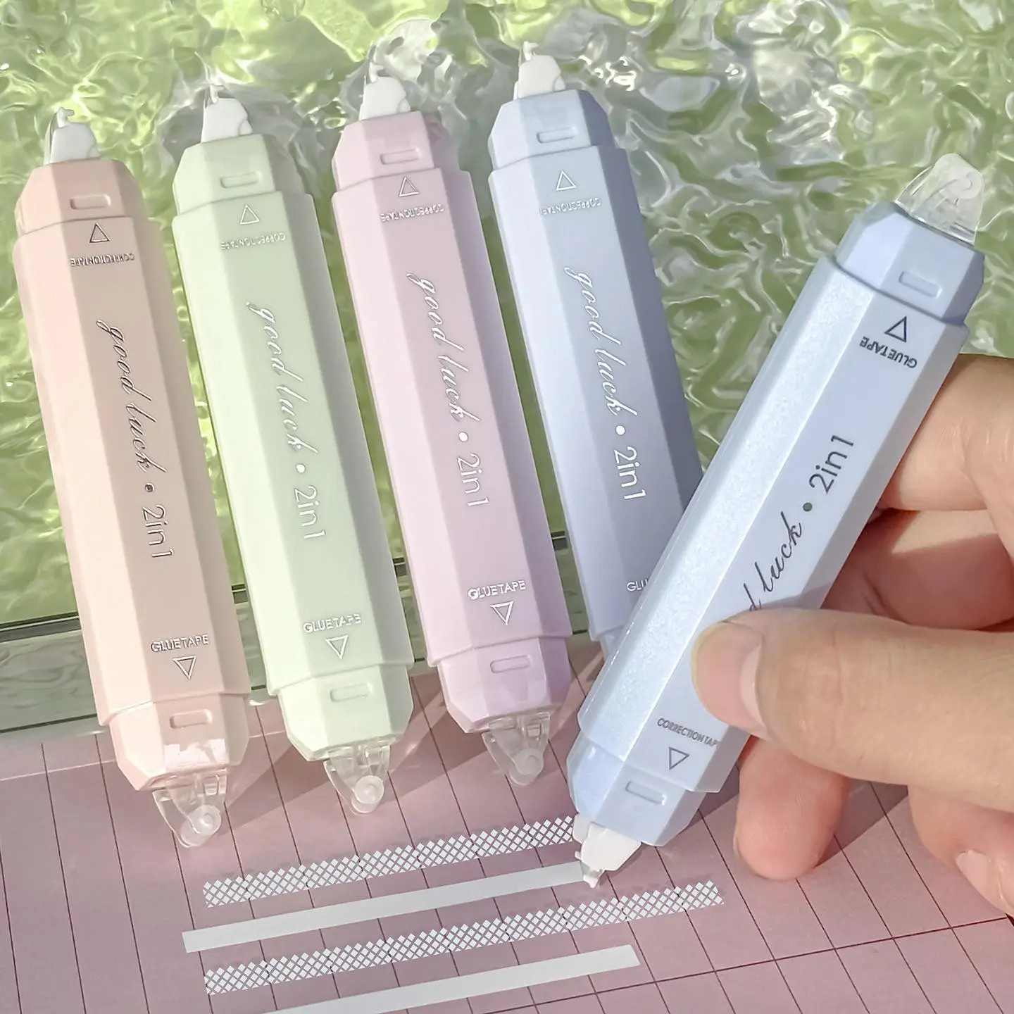 Two-in-one correction tape and dot adhesive waterproof tape, 4 pieces per set, suitable for writing corrections, scrapbooks, handicrafts, gift wrapping and photo wrapping, with multiple functional uses, made of PP material, Stationery Supplies