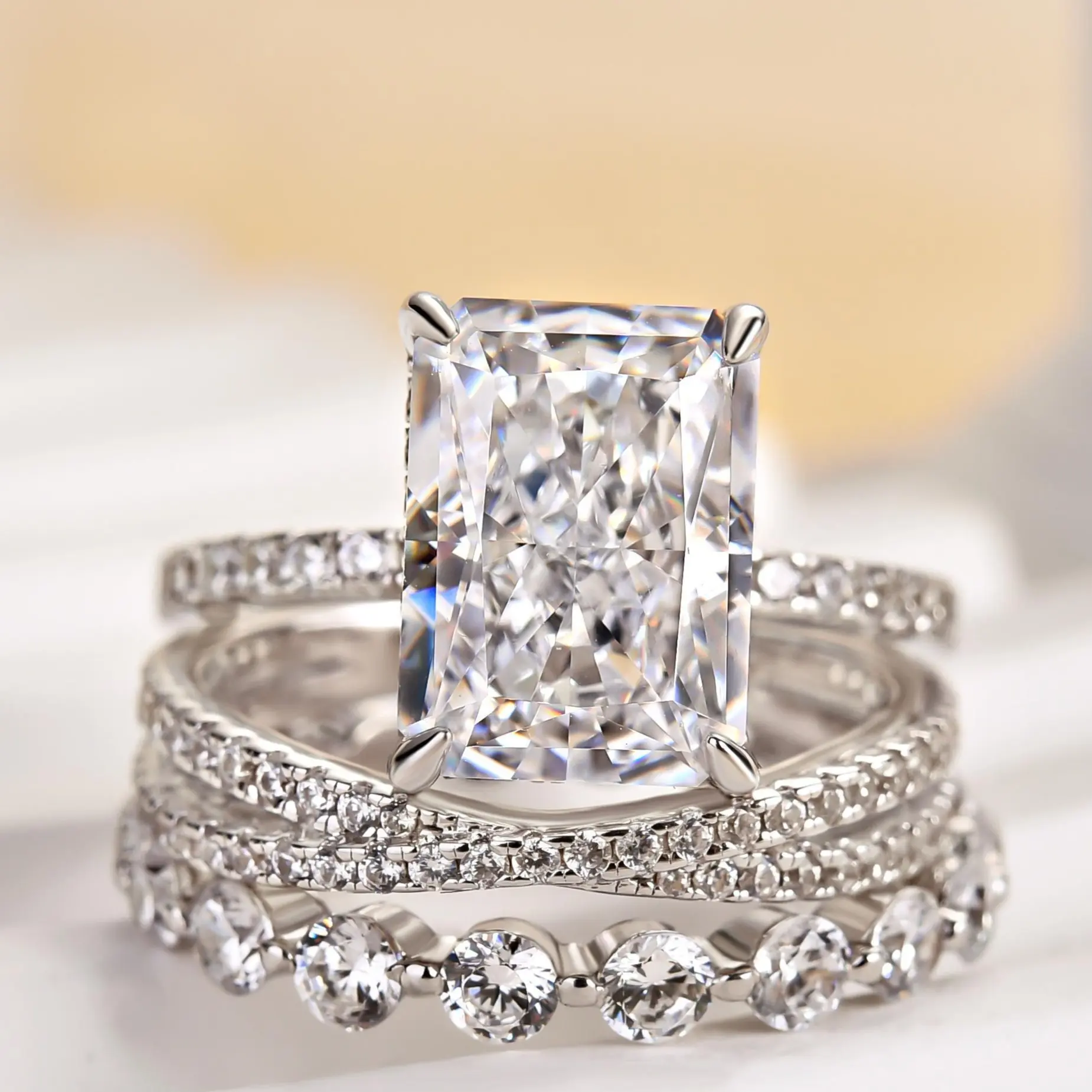Effinny Elegant 4.5ct Radiant Cut 3PC Stackable Silver Wedding Ring Set, 5A Cubic Zirconia Engagement Rings for Women, Bridal Promise Anniversary Piece