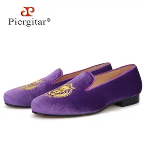 handmade lion embroidery men velvet shoes purple color men's moccasins for party and prom men loafers leather insole