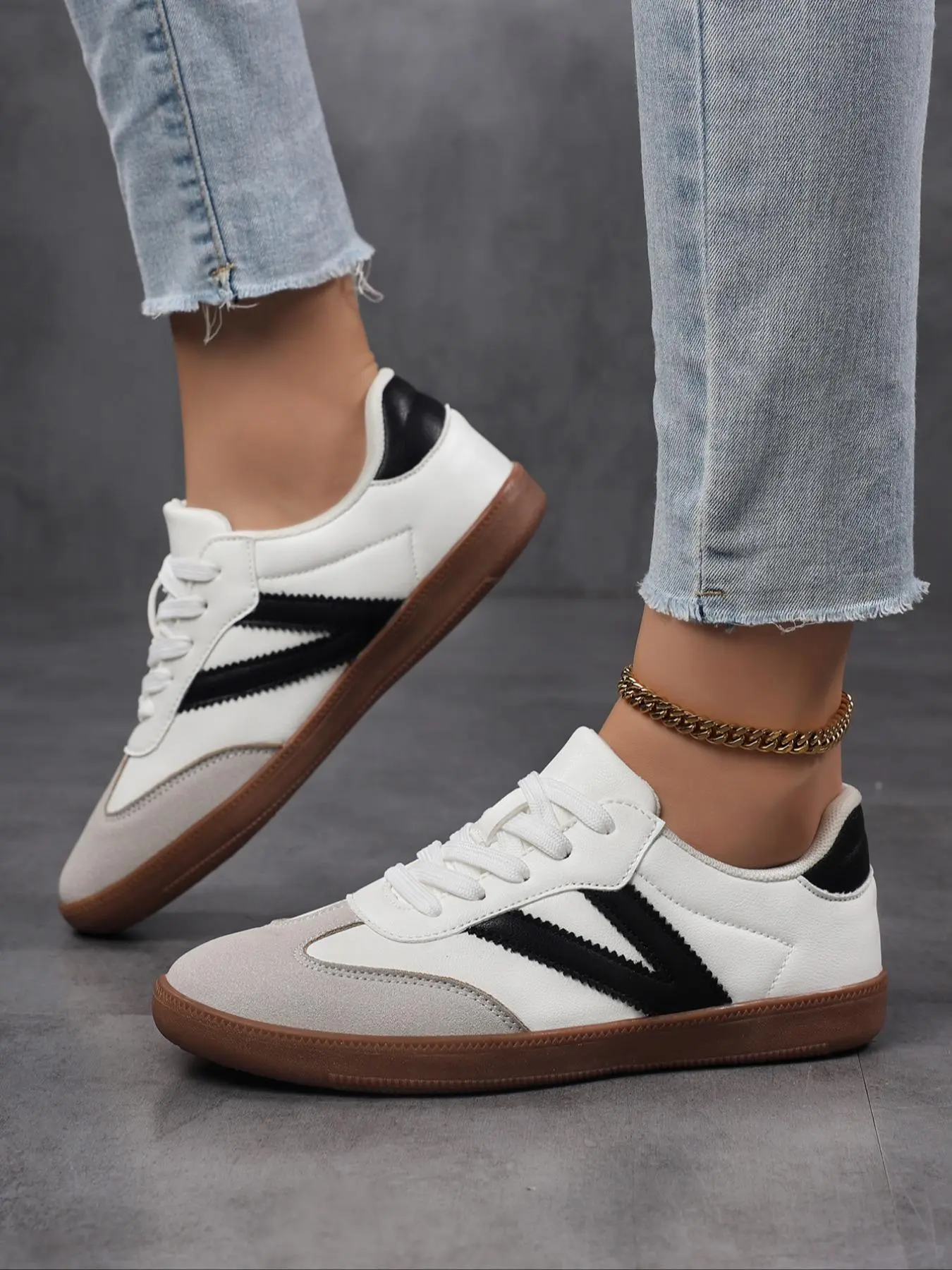 Women's Classic Retro Sporty Casual Shoes, Fashionable Casual Sneakers, Stylish Sneakers, Athletic Tennis Sneakers, Anti-Slip Tennis & Skateboard Shoes, Comfortable Low-Top Lace-Up Sneakers for All Seasons, Round Toe Sneaker, Non Slip Sneakers