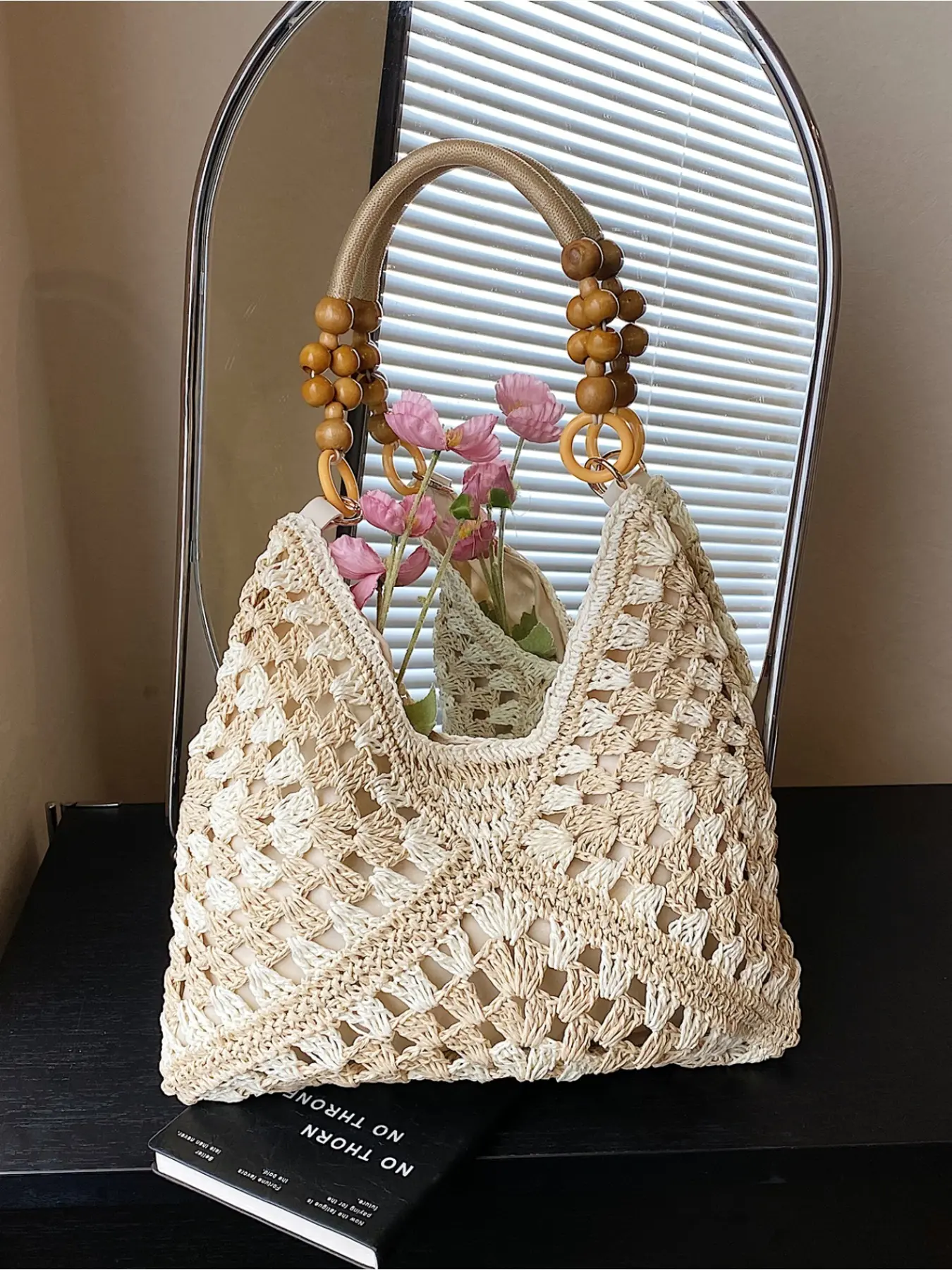 Bohemian Straw Crossbody Bag Handbag Shoulder Purse Handmade Woven Rattan Purse with Wooden Ring Handle Perfect for Summer Beach Vacation Fashionable Straw Bag Crossbody Shoulder Purses