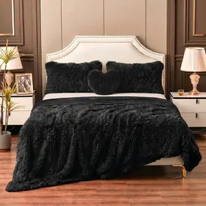 Fluffy Faux Fur Duvet Cover Set, 4 Piece Luxury Plush Bedding with Ultra Soft Shaggy Texture, Includes 2 Pillowcases & Heart Shape Pillow, Cozy Comforter Cover for All Seasons