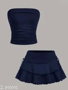 A 2-piece set outfit of casual Fitted strapless top and skirt for teenagers, simple and versatile, comfortable for sports, suitable for travel, play and gatherings, suitable for teenagers' clothing