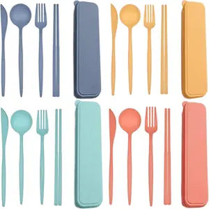 Fmdeals Plastic Travel Utensils, 4 Sets Plastic Spoons and Forks Set Plastic Silverware, Portable Reusable Utensils Set with Case for Lunch Box, Picnic, Travel, Camping