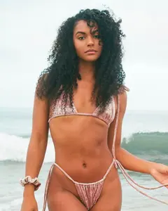 Island Curly (3c) 120g Classic Clip-in Set