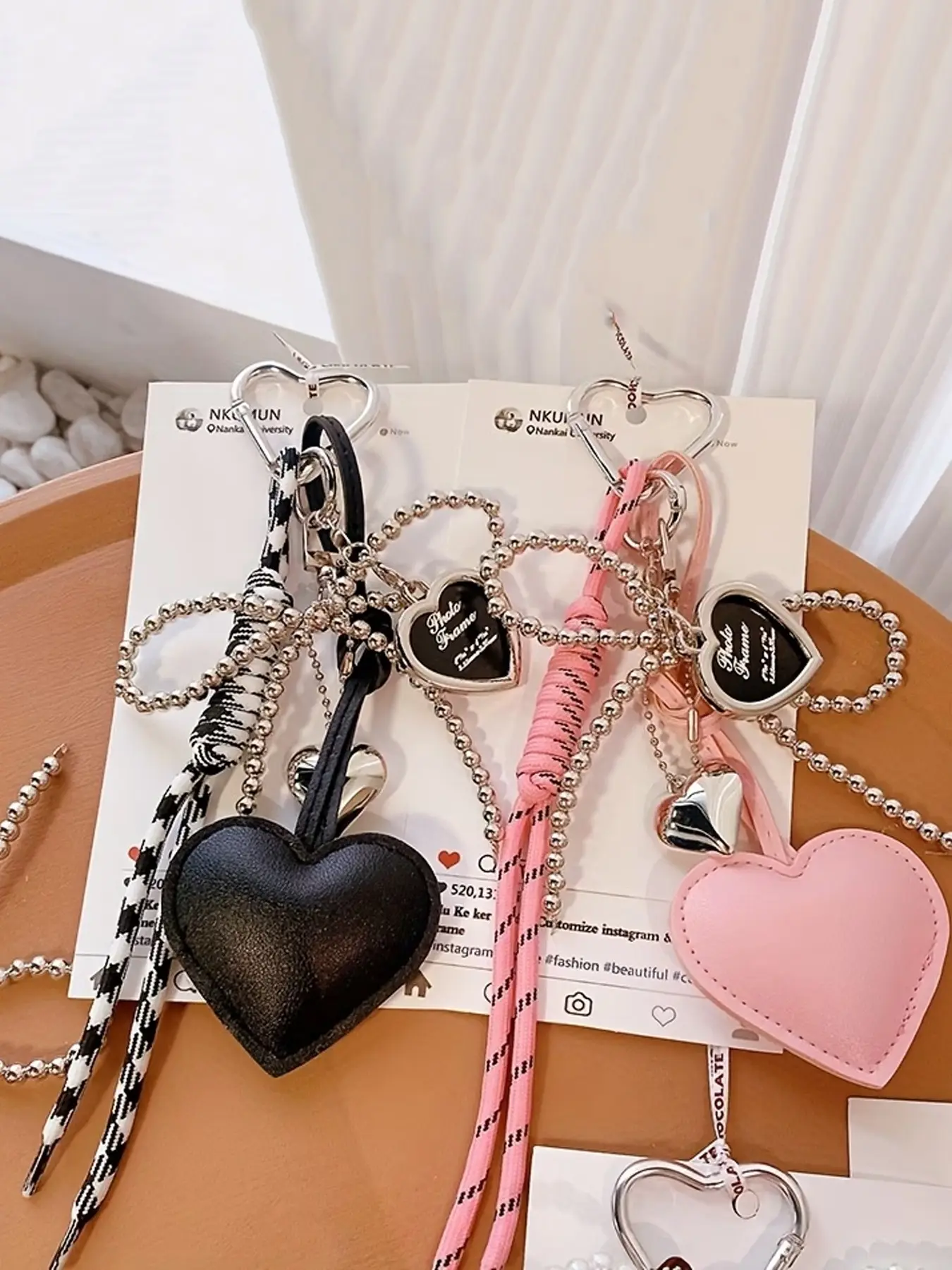 Refined ambiance pendant featuring bow and heart design elements, with braided lanyard for easy portability. Versatile in use, suitable as a bag pendant, keychain or keyrings, ideal for commuting and shopping, Keychain For Bags