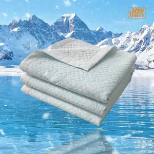 Joyfinity Summer Cooling Throw Blanket, Thin Breathable Cooling Quilt No Filling Super Soft and Skin-friendly Blanket suitable for use in all seasons, bedrooms, and living rooms Air Conditioning Quilt