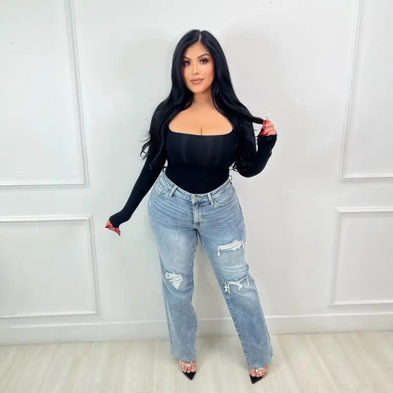 Juliet Judy Blue Extreme Comfort Mid Rise Straight Leg Jean