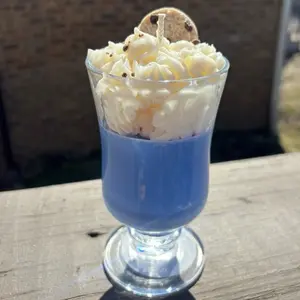 Chocolate chip cookie candle