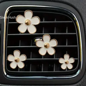 SleekHush Cute Flower Shaped Design Car Air Outlet Decoration, Clip-on Car Air Freshener Perfume Ornament for Car Air Vent, Car Accessories for Women, Fall Girly Car Accessories, 90s Fall Decor, Car Fragrance, Accessories For Car, Cute Car Decor,summervib