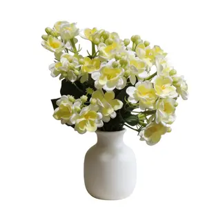 1pcs Elegant Artificial Jasmine Bouquet, Versatile Realistic Faux Flowers for Indoor Home Decoration, Wedding Bouquets, Party Props, Festival and Holiday Decor, Long-Lasting Shape and No Fading