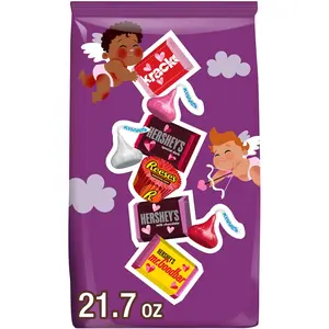 and REESE'S Assorted Chocolate, Candy Bag, 21.7 oz