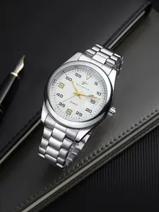 Men's digital watch with night light leisure quartz watch, beige dial, yellow needle scale with calendar design, versatile commuter men's watch Analog Quartz Watch