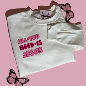 Sudadera “Al hoy need is Jesus”