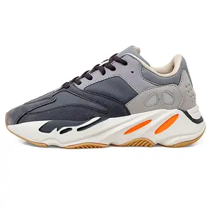 Men's  High Quality Sports Casual  Couple  700-1 Trainer Footwear shoes