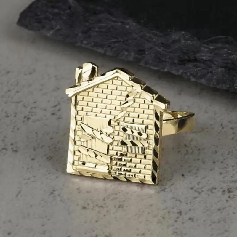 Trap house finger ring