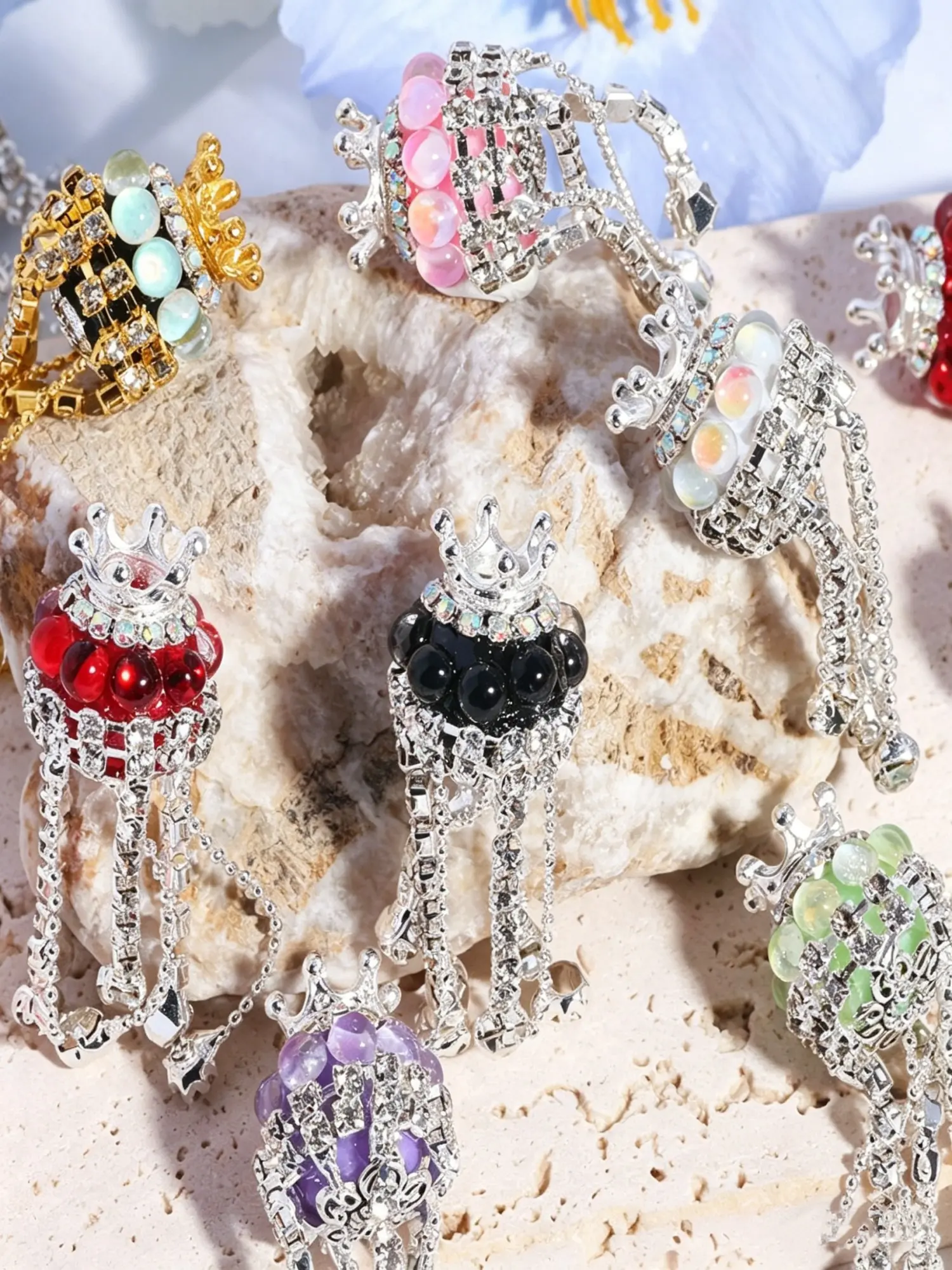 5/10 Color Clay Crown Flower Metal Tassel Beads, Bead Assortment, Diy With Charms, DIY Phone Chain Keychain Bag Charm Accessories, Rhinestone Beads for Pens Metal Crystal Loose Spacer Bead Charms for Jewelry Making Keychain Earring DIY Crafts