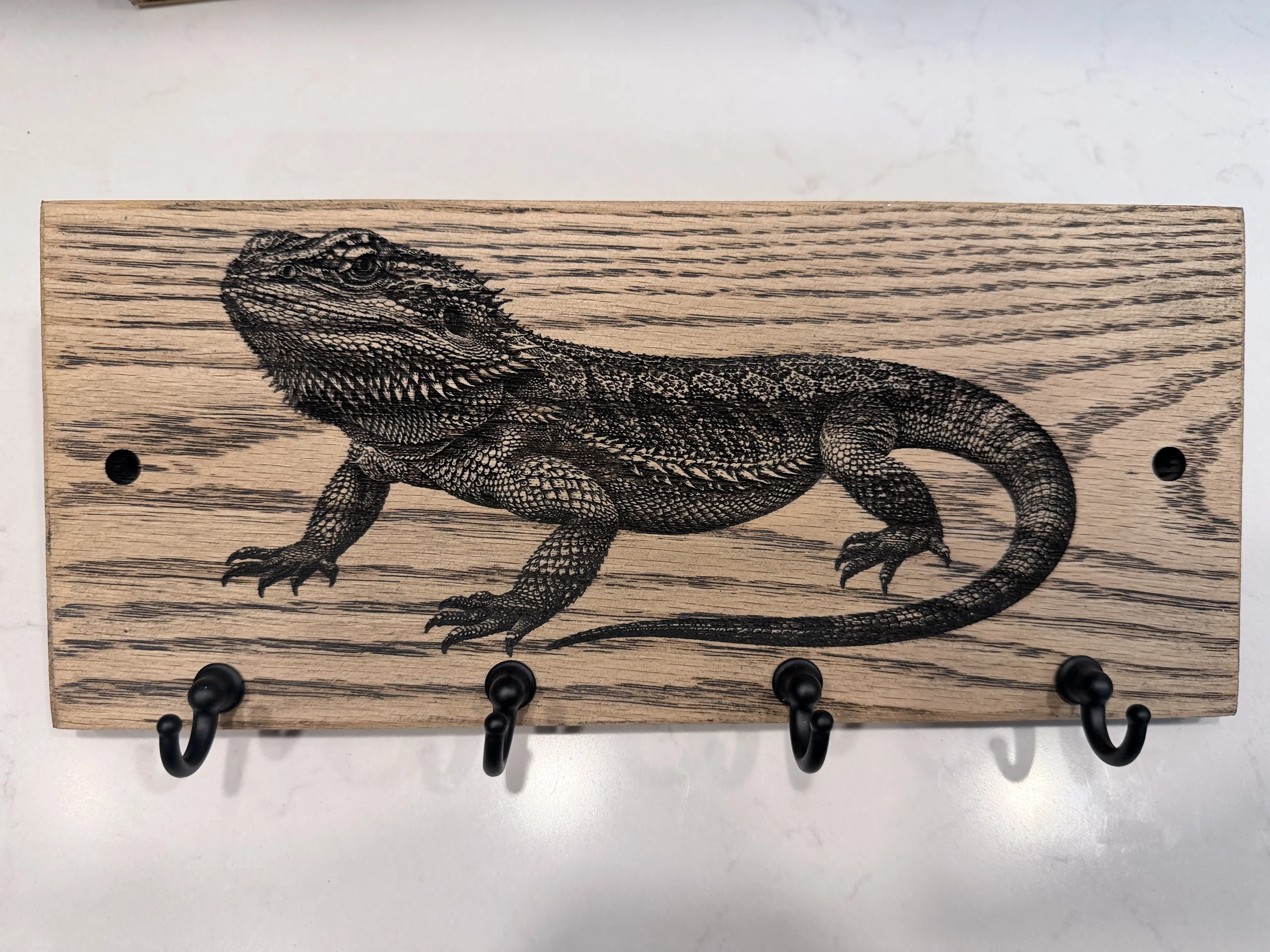 Wood Bearded Dragon Wall-Mounted Key Hanger Organizer, Home Supply Hook for Entryway Key Storage