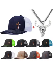 Unisex Baseball Cap Mesh Hat & Bull Head Necklace Set, Cross Printed Mesh Design, Adjustable Fit, Casual All-Season Wear, Men/women