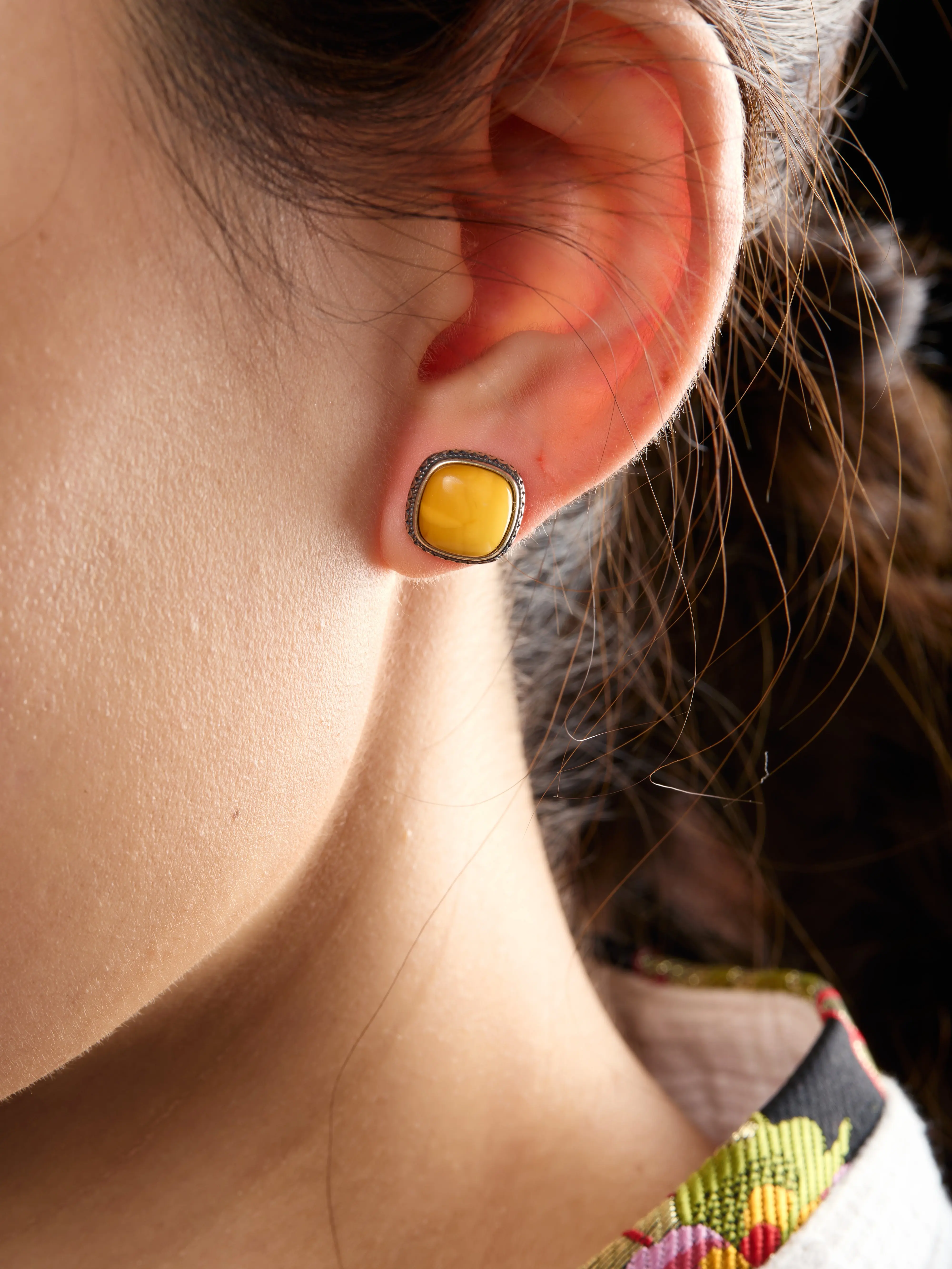 Drolma Vantage Amber Earrings - Genuine Amber, Natural Gemstone, 925 Sterling Silver, Tibetan Design, Elegant Jewelry