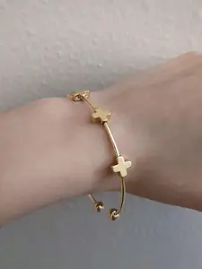 1Pc Simple Exquisite Retro Geometric Design Gold Cross Stainless Steel Open Bracelet For Women For Daily Wear And Matching/Holiday/Birthday Gift/Ascension Day