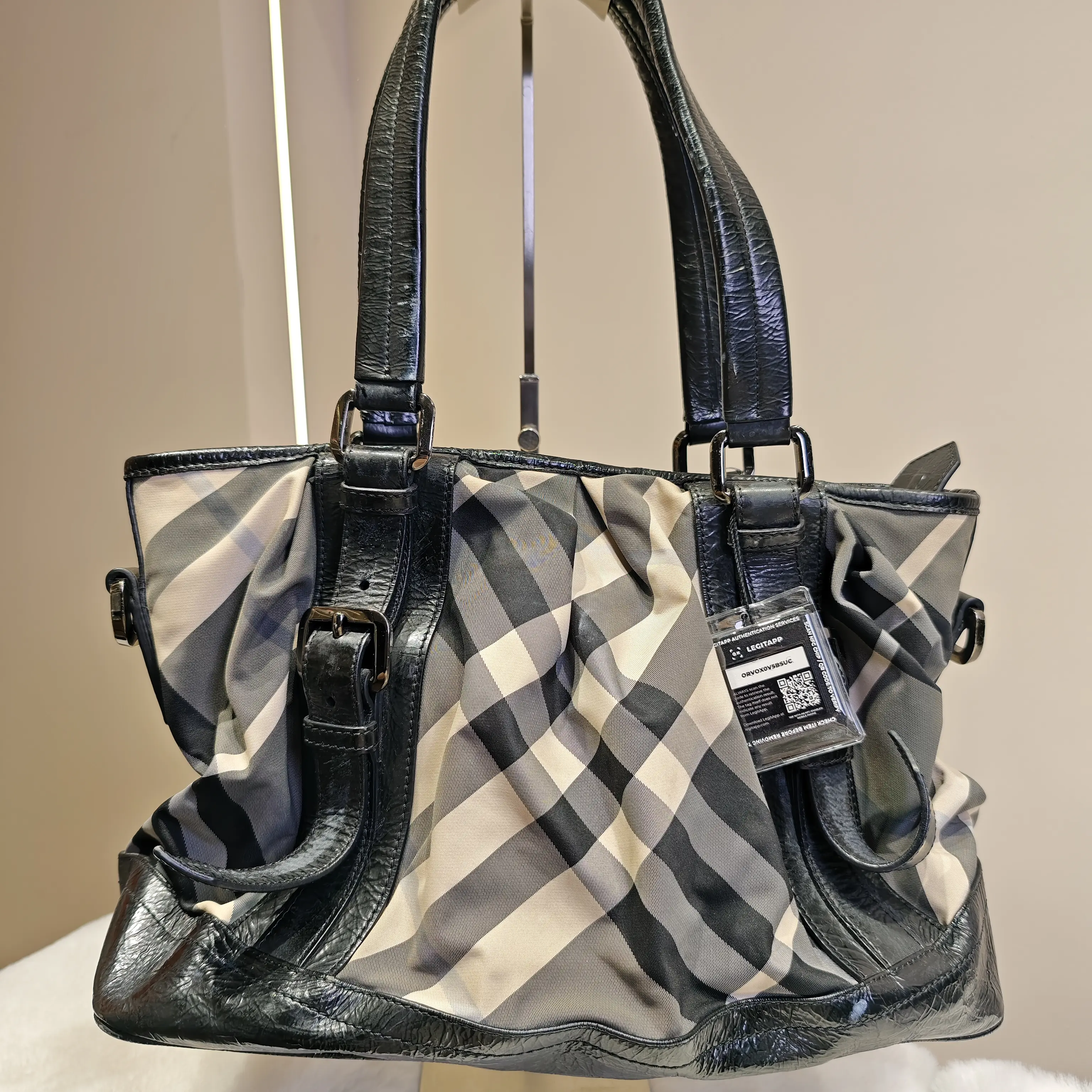 Pre-owned BURBERRY plaid canvas tote bag with leather accents
