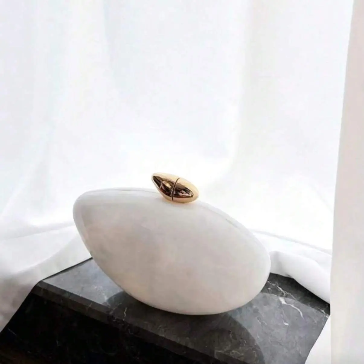 White Marble Shaped Box-Style Bag with Metallic Chain, Vintage Elegant Women's Evening Party Clutch Purse, Japanese Style Lady Handbag, Party Bag, Perfect for Wedding Prom Dinner Banquet Matching with Holiday Party Dress Evening Dress Sequin