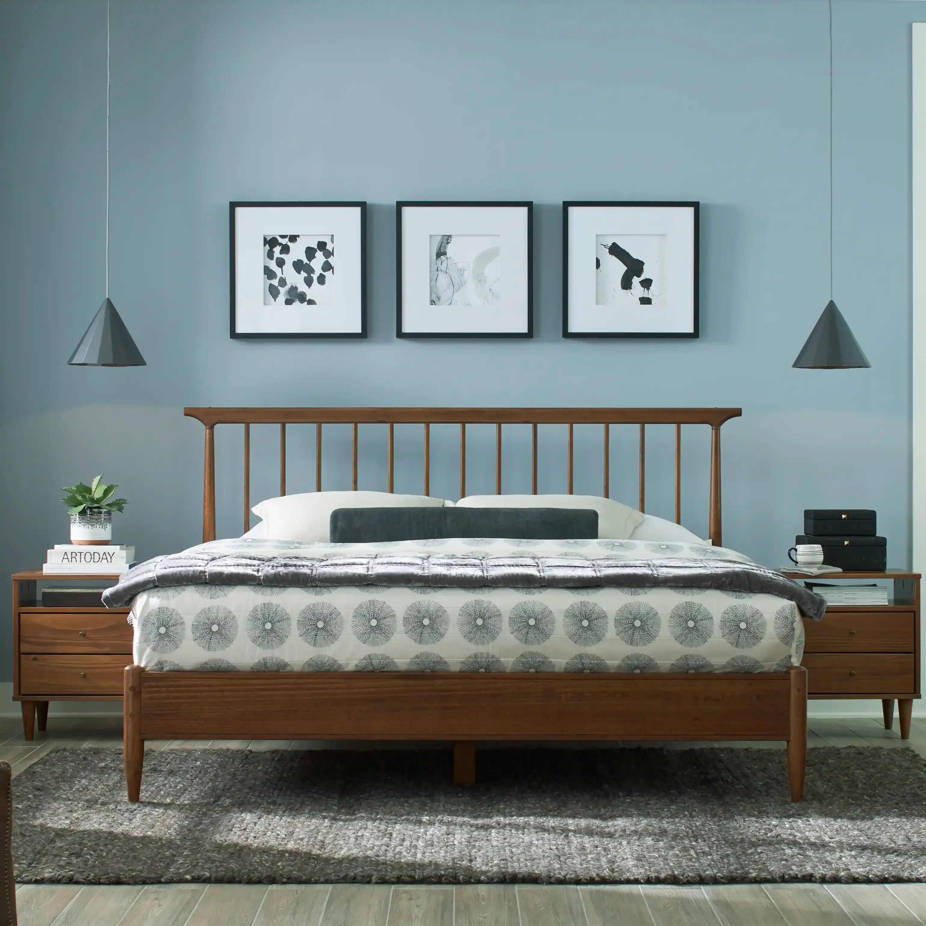 Mid Century Spindle Bed