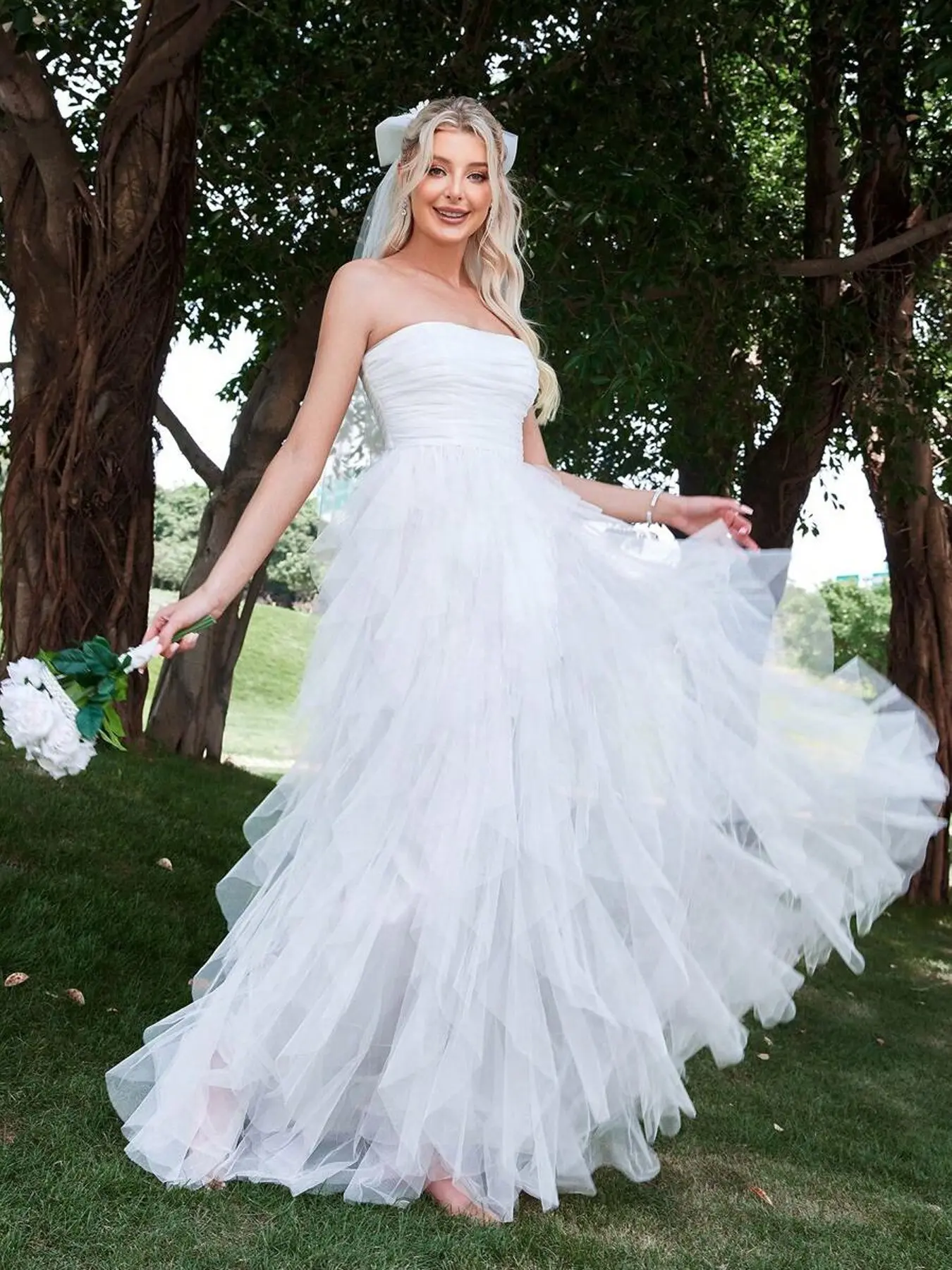 Elegant Sleeveless Midi Dress, Womenswear, Contrast Mesh Design, Perfect for Summer Weddings and Graduations, Ideal for Garden Parties