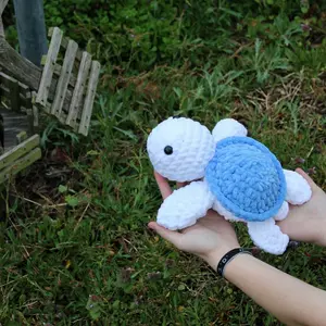 Crochet turtle
